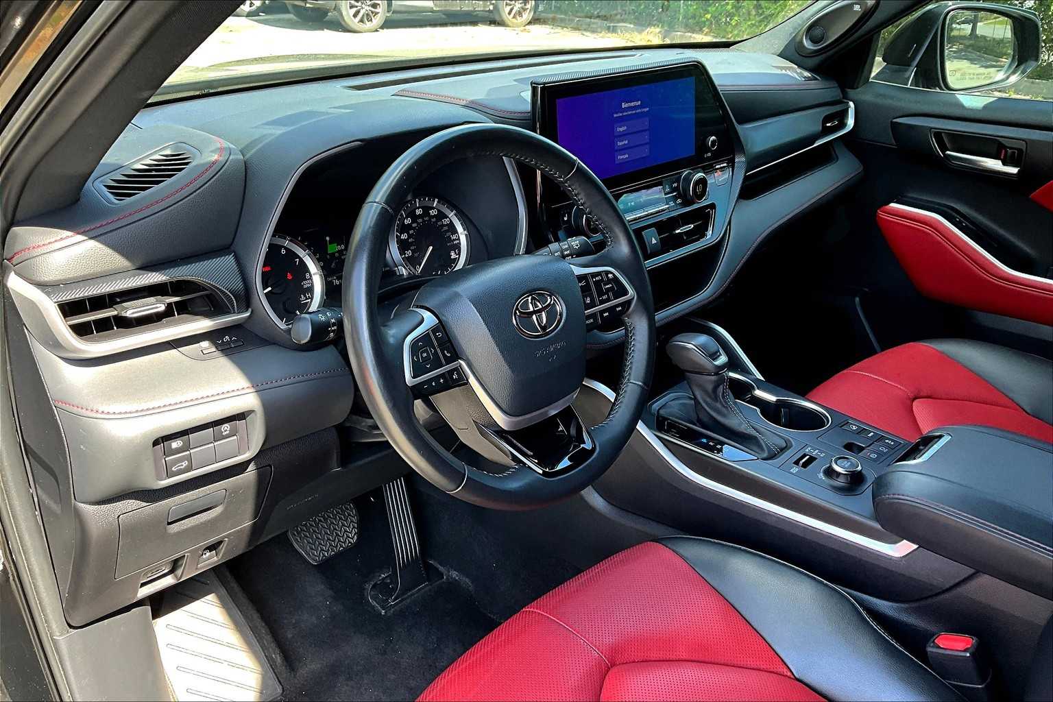 2023 Toyota Highlander XSE photo 17