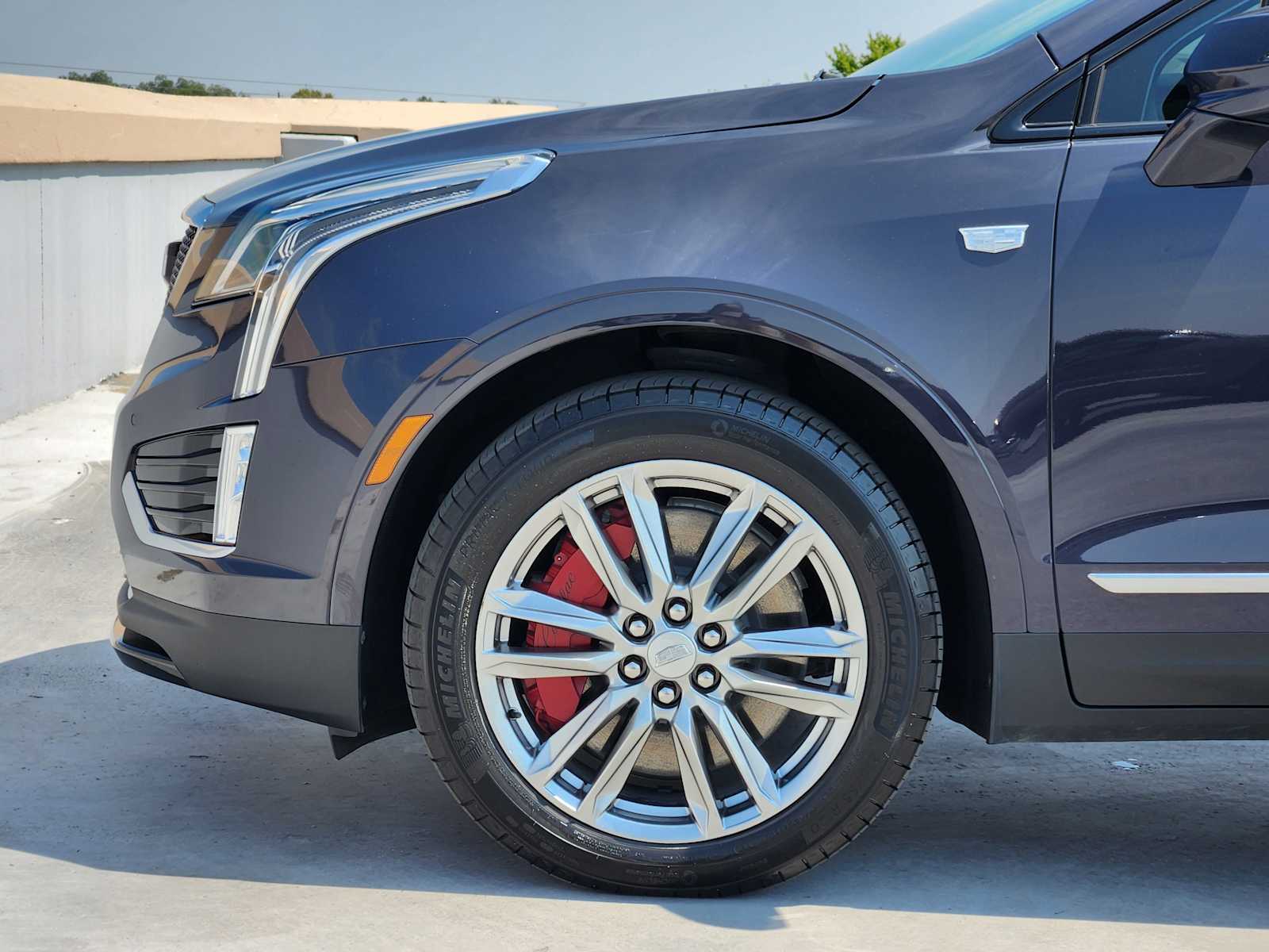 2025 Cadillac XT5 Sport photo 6