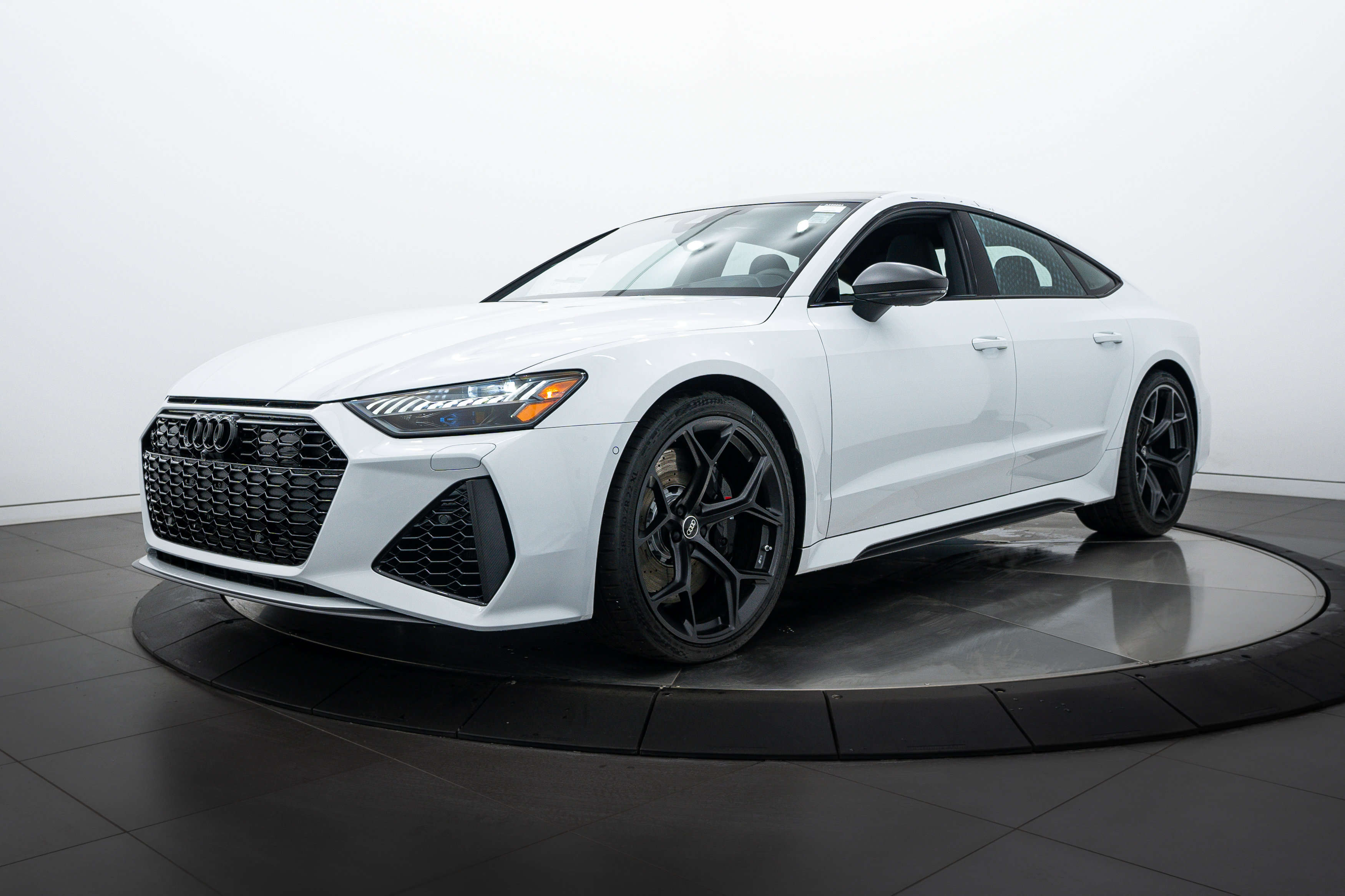 2025 Audi RS 7 Performance Base photo 6