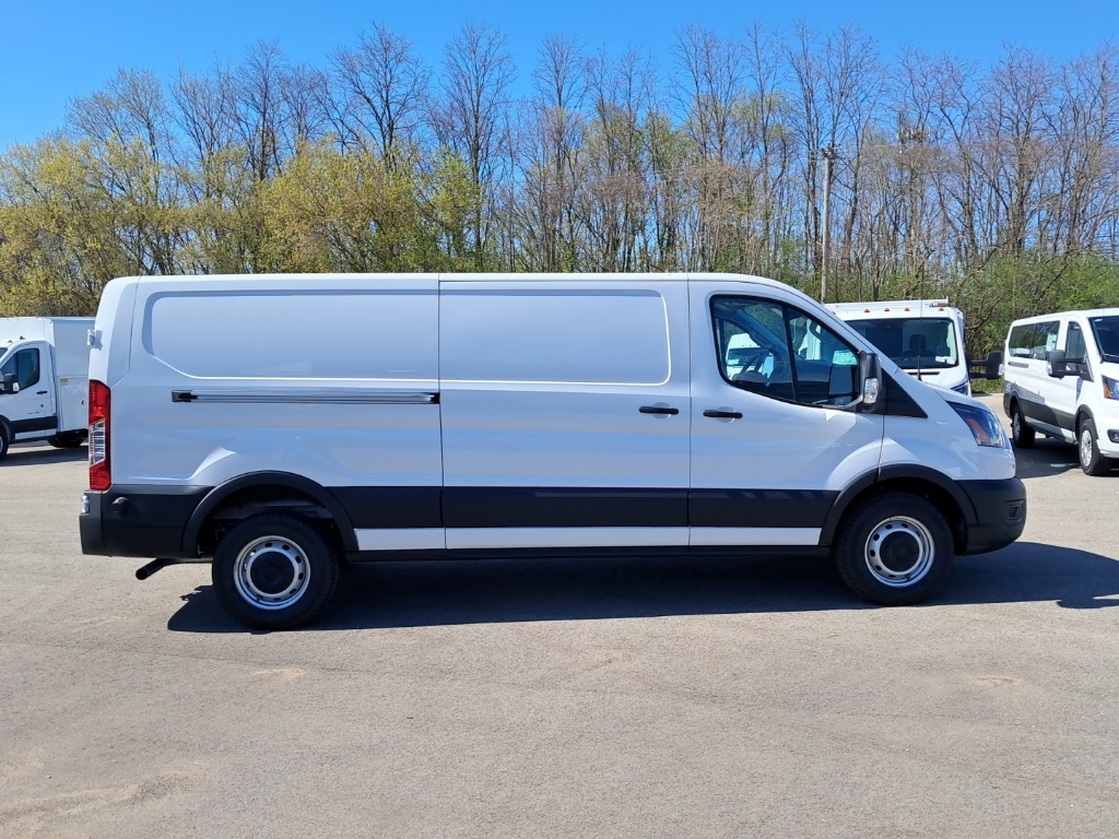 2025 Ford Transit Cargo Van photo 4