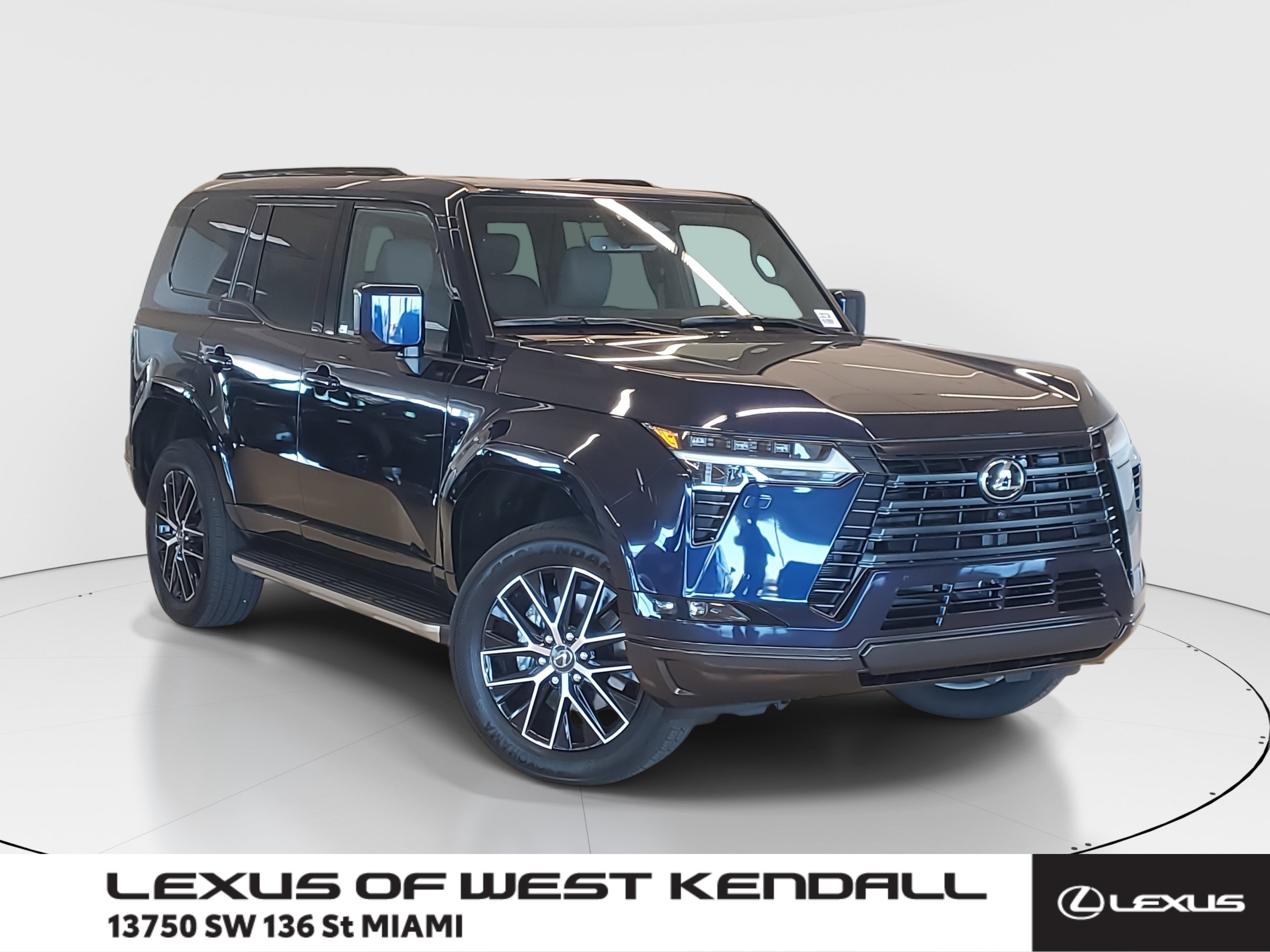2025 Lexus GX Premium's photo
