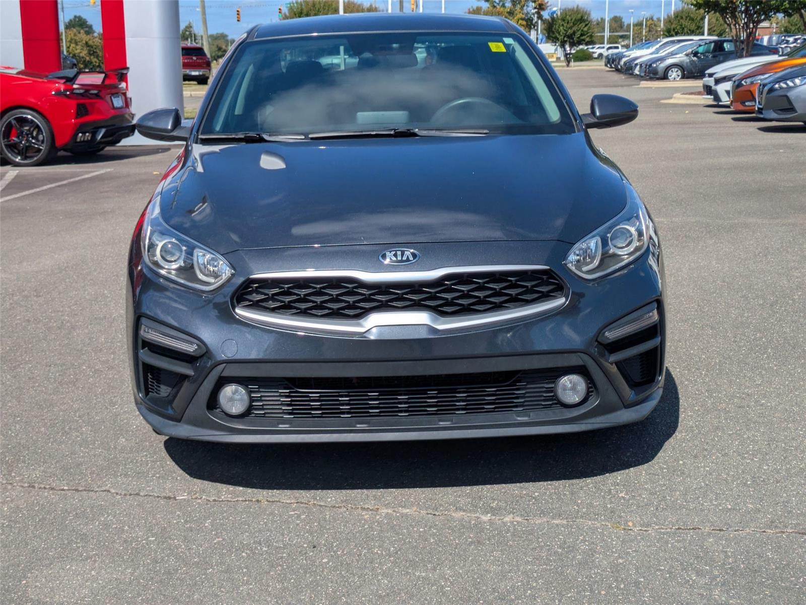 2021 Kia Forte FE photo 2
