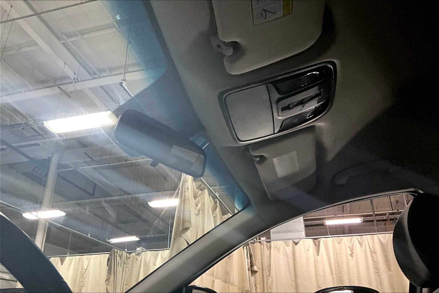 2020 Kia Sorento LX photo 34