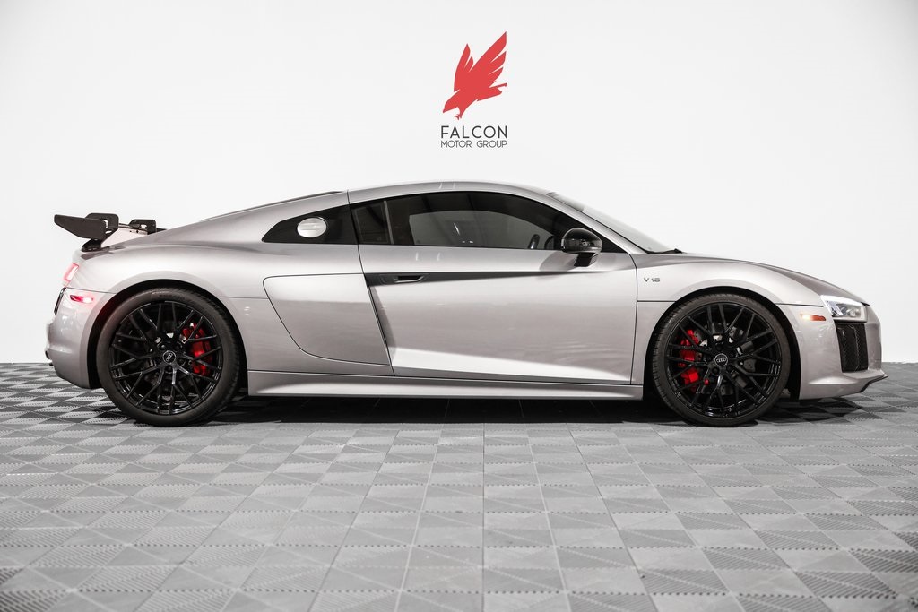 2018 Audi R8 Base's photo