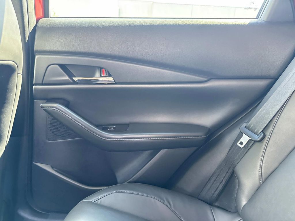 2022 Mazda CX-30 Preferred photo 14