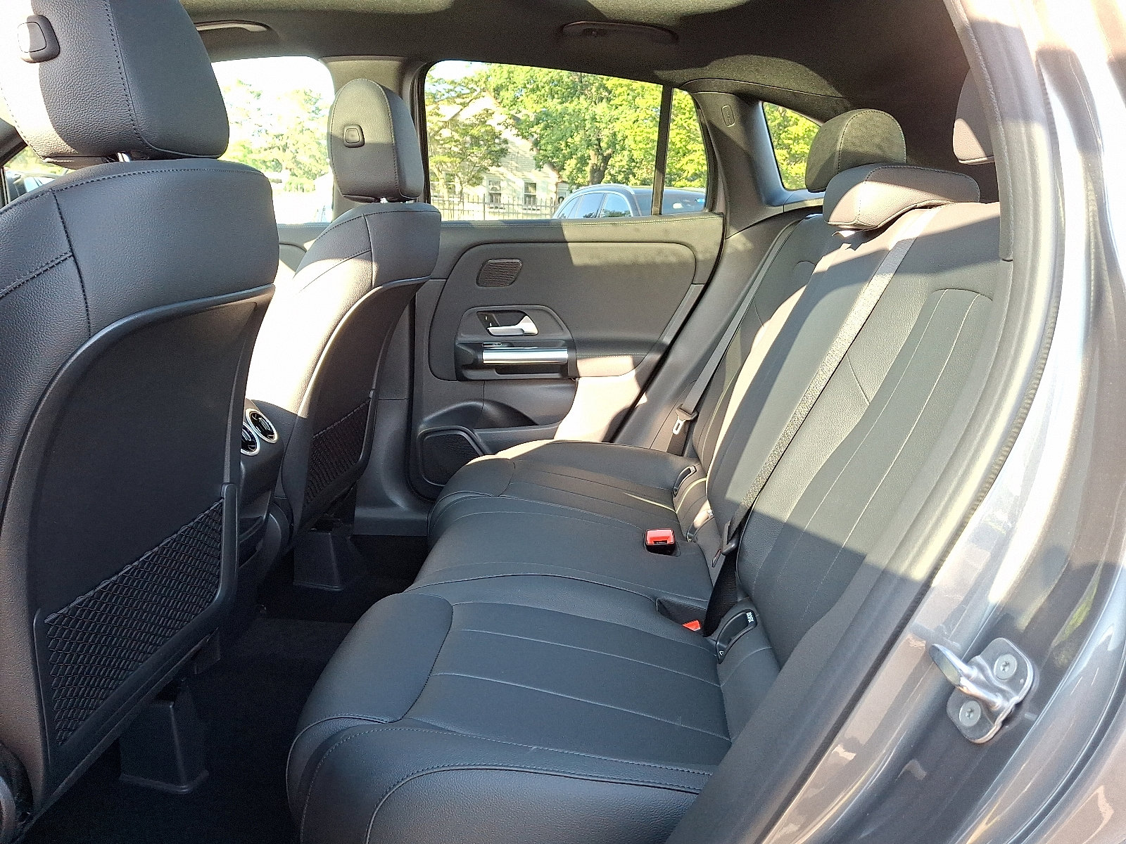 2026 Mercedes Benz GLA 250 4MATIC photo 6