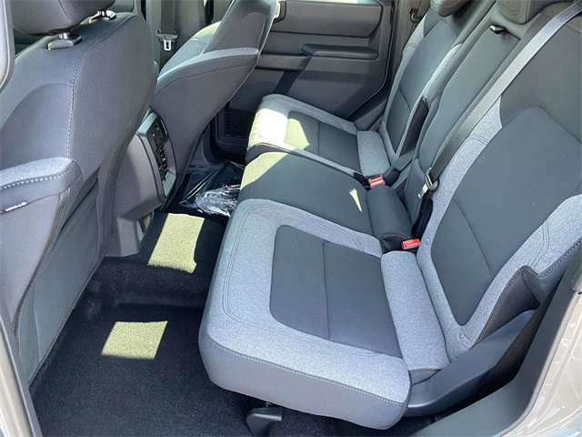 2025 Ford Bronco Base photo 4