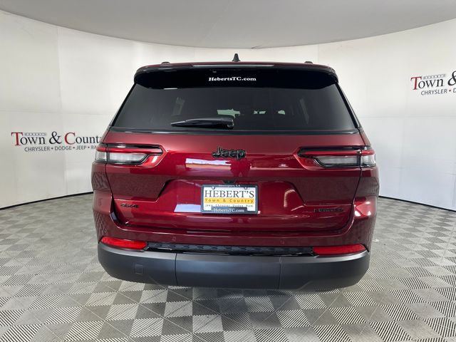2025 Jeep Grand Cherokee Limited photo 8