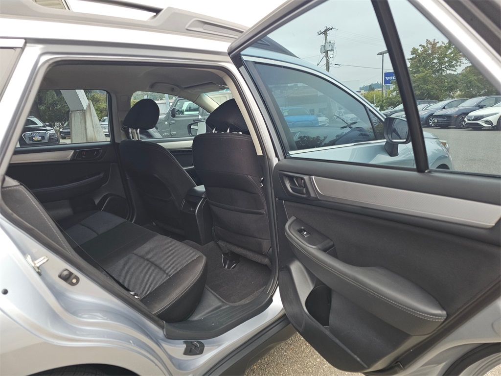 2018 Subaru Outback 2.5i photo 14