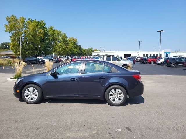 2015 Chevrolet Cruze LS photo 6