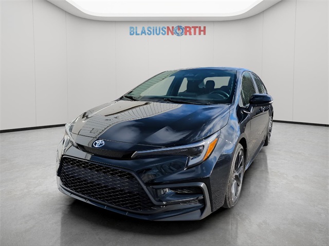 2024 Toyota Corolla SE's photo