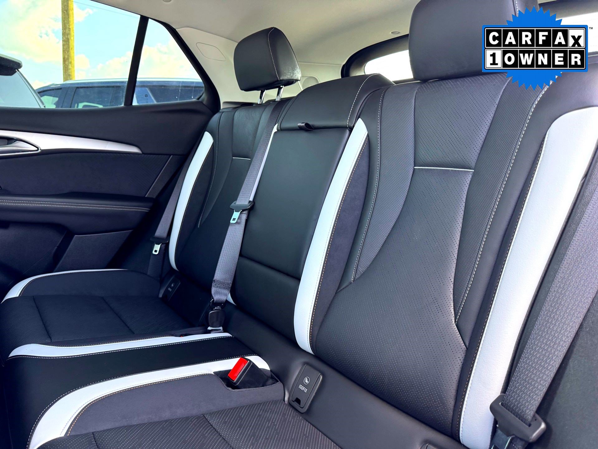 2025 Buick Envision Sport Touring photo 21