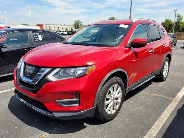 2017 Nissan Rogue SV photo 3