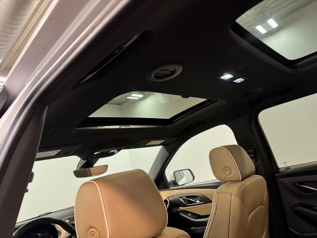 2023 Chevrolet Traverse Premier photo 21