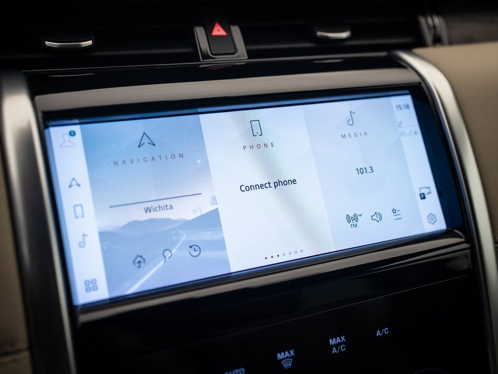 2022 Land Rover Discovery Sport SE photo 25