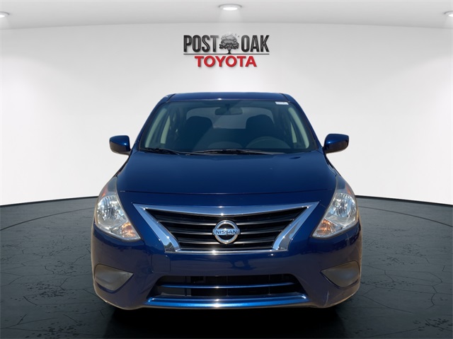2019 Nissan Versa 1.6 SV photo 2