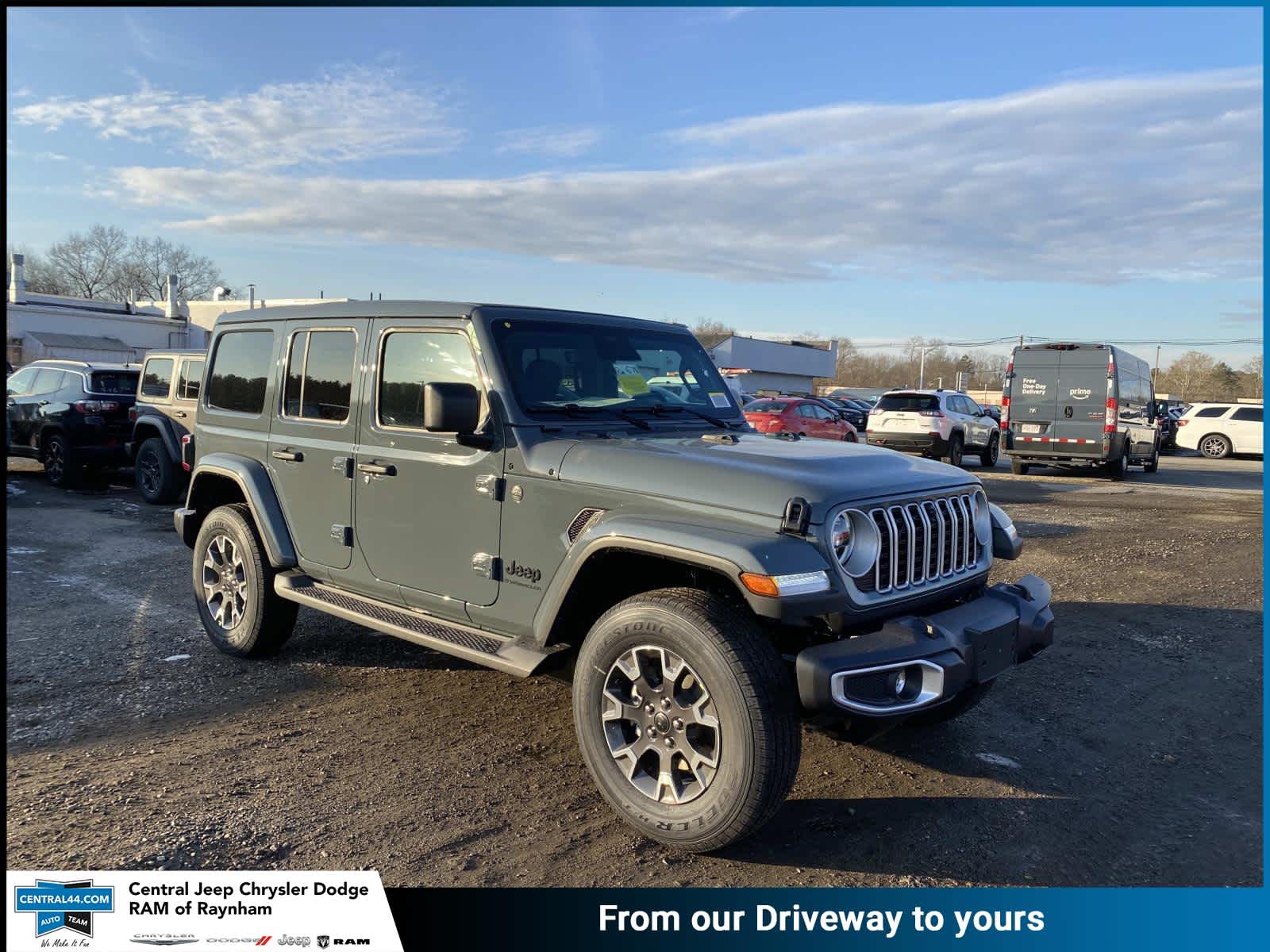 2026 Jeep Wrangler 4-Door Sahara's photo