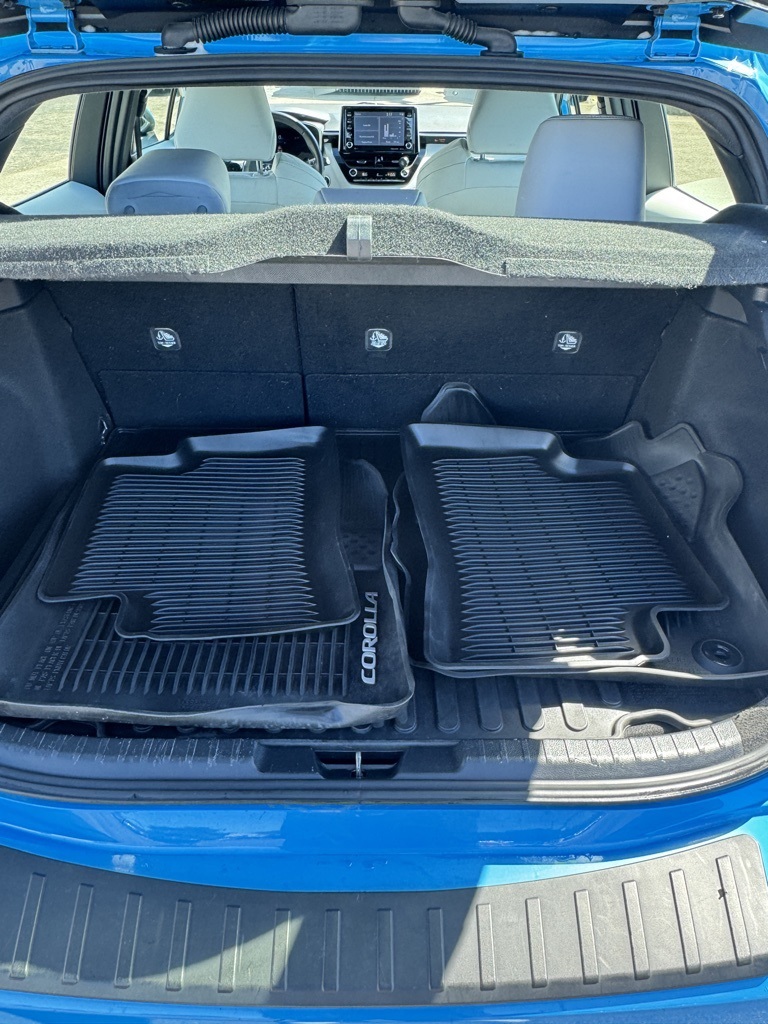 2022 Toyota Corolla XSE photo 17