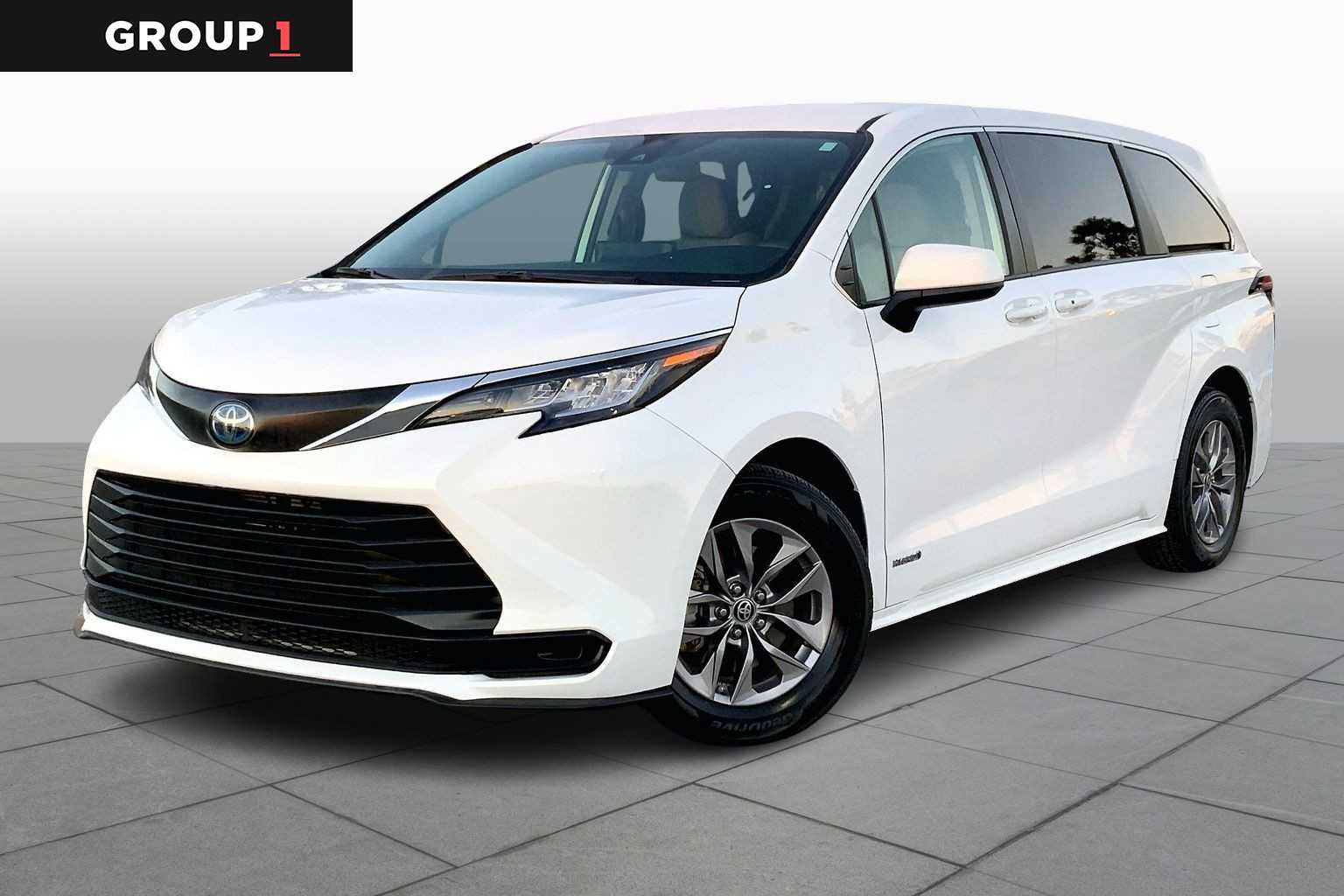 2021 Toyota Sienna LE