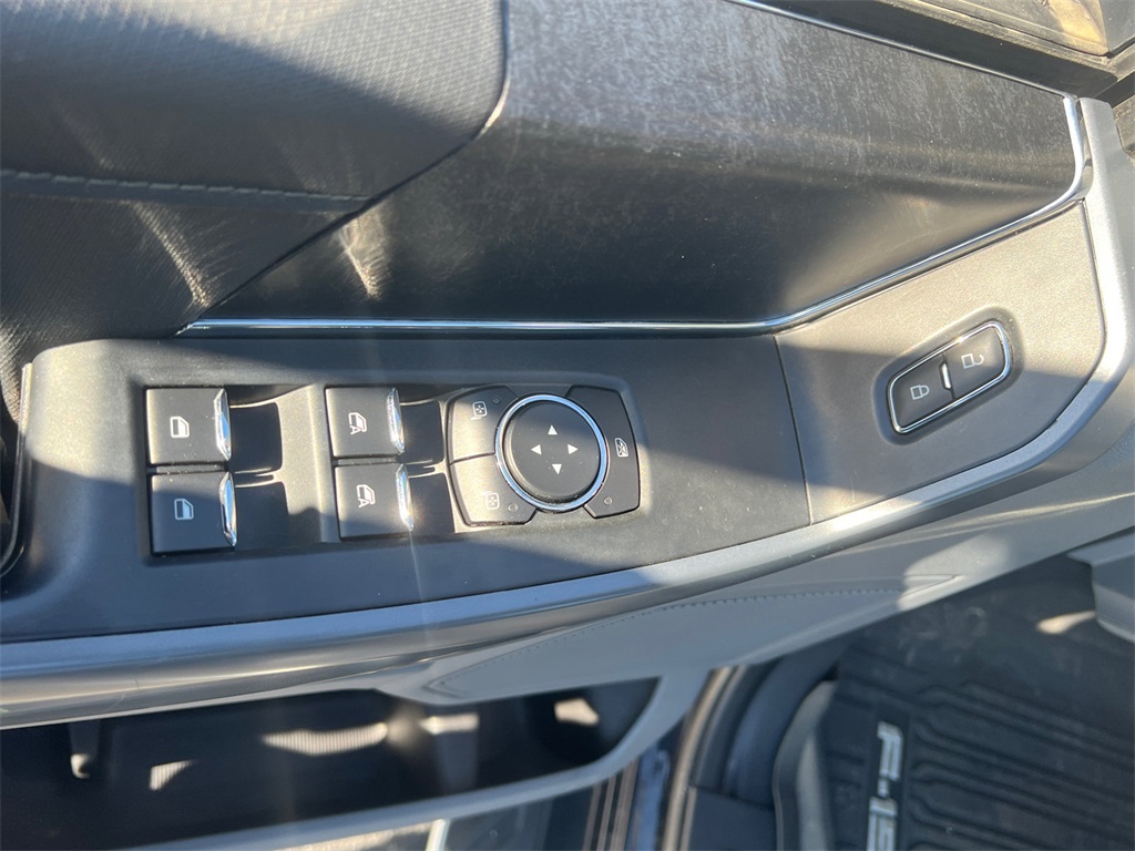 2022 Ford F-150 XLT photo 12