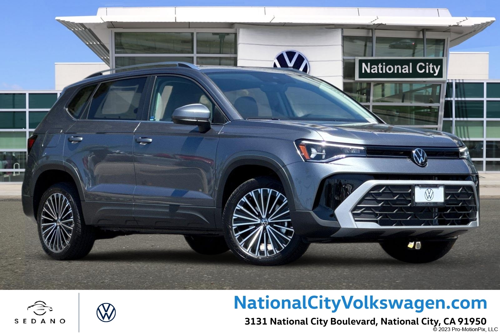 2025 Volkswagen Taos SE's photo