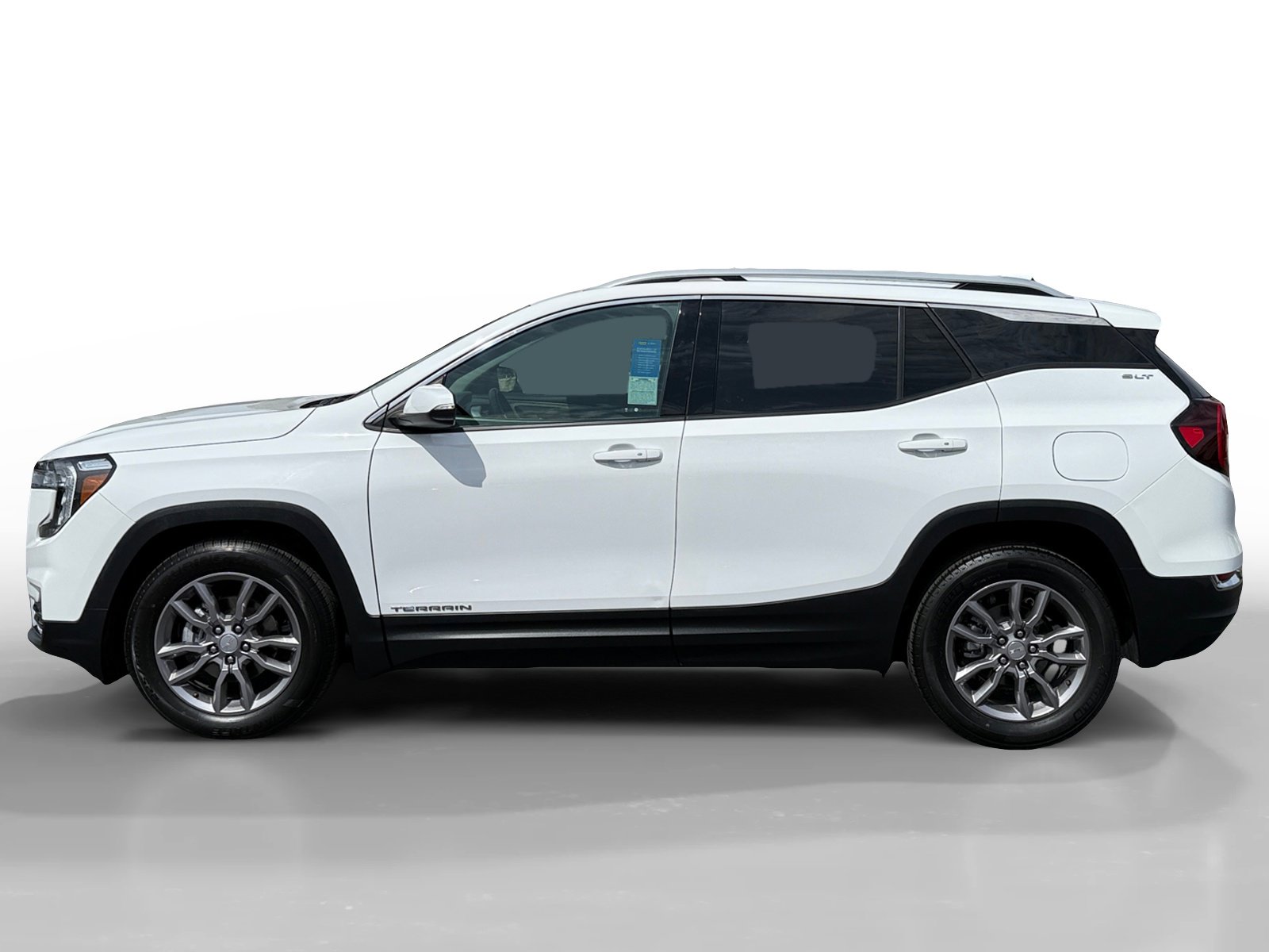 2024 Gmc Terrain SLT photo 2
