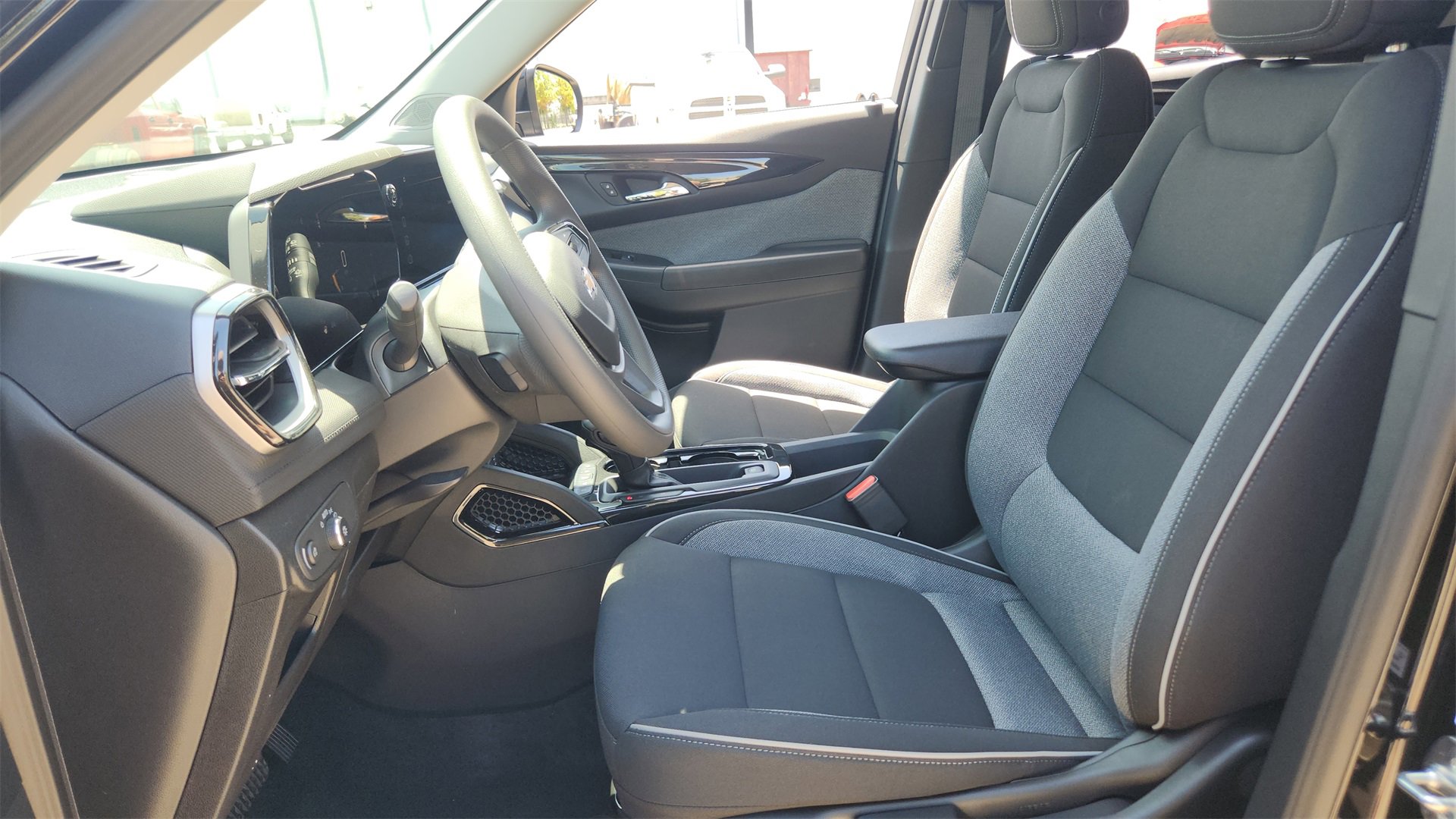 2026 Chevrolet Trailblazer LT photo 10