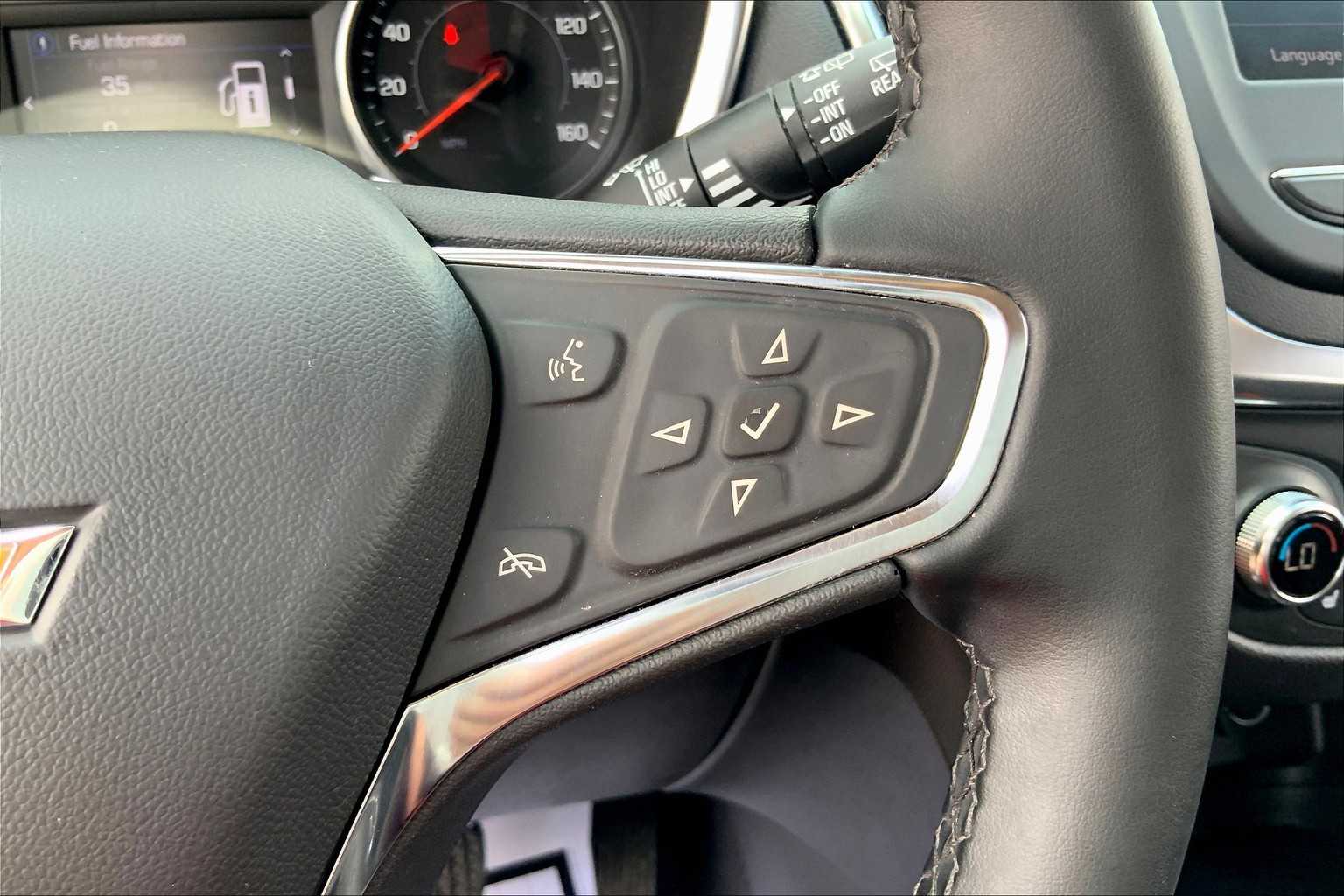 2023 Chevrolet Equinox LT photo 38