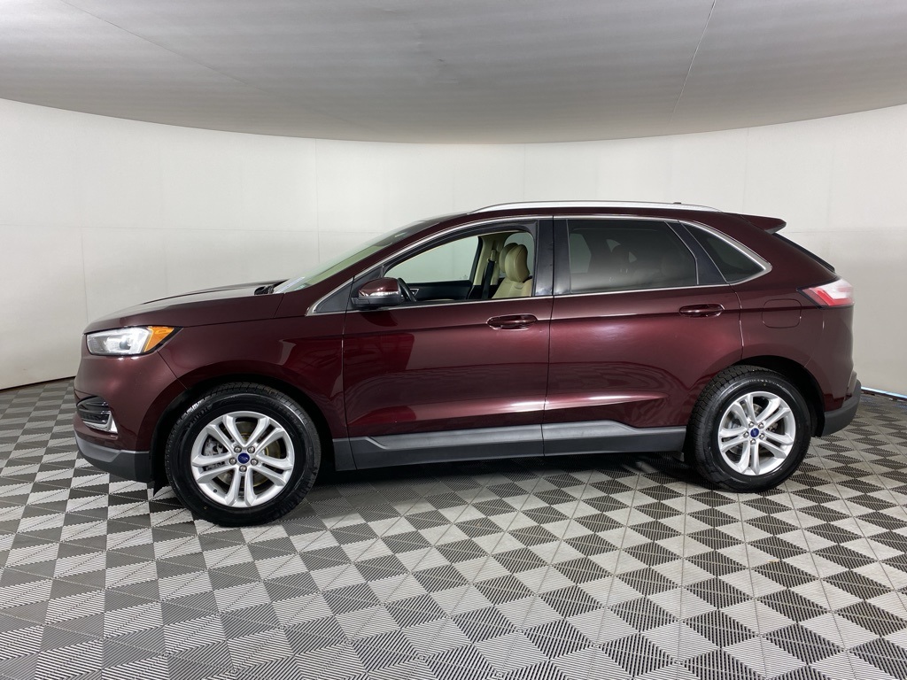 2019 Ford Edge SEL photo 9