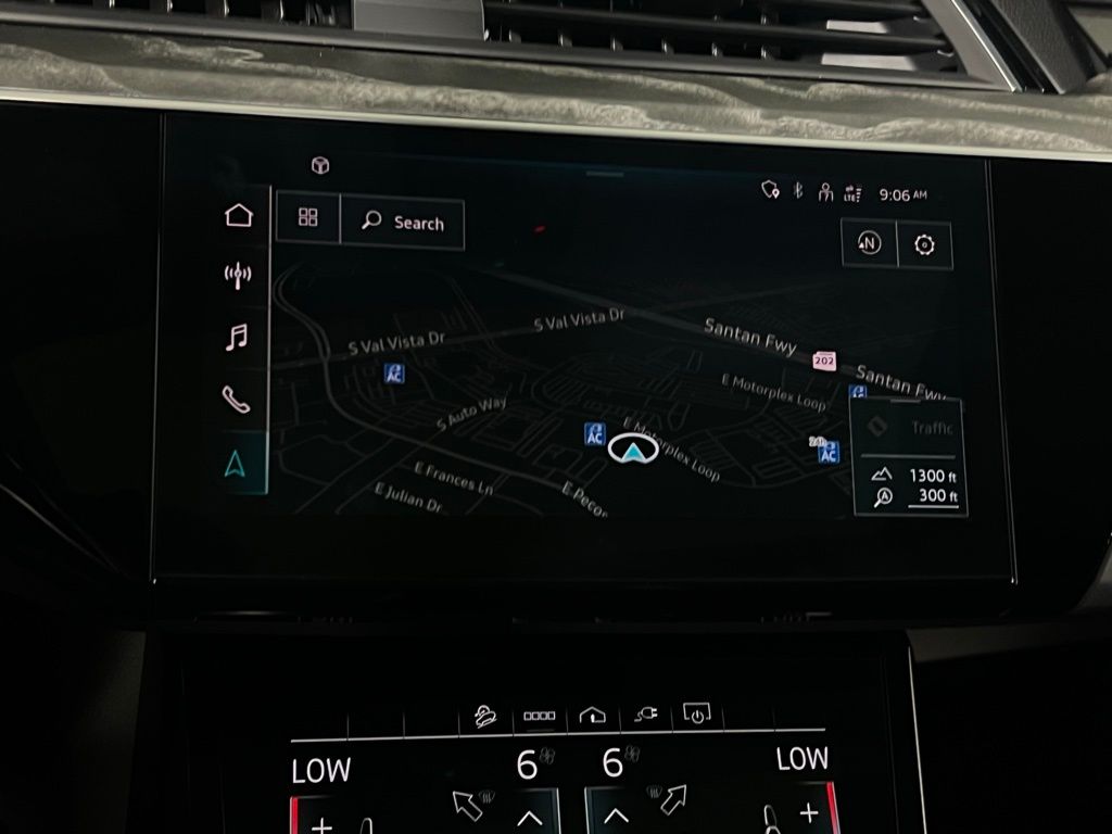 2023 Audi e-tron Premium Plus photo 7