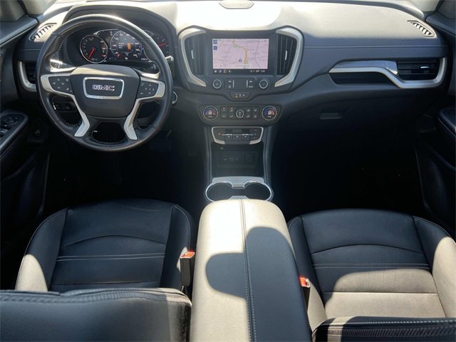 2022 Gmc Terrain Denali photo 2