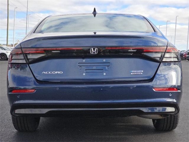2025 Honda Accord Hybrid Touring photo 7