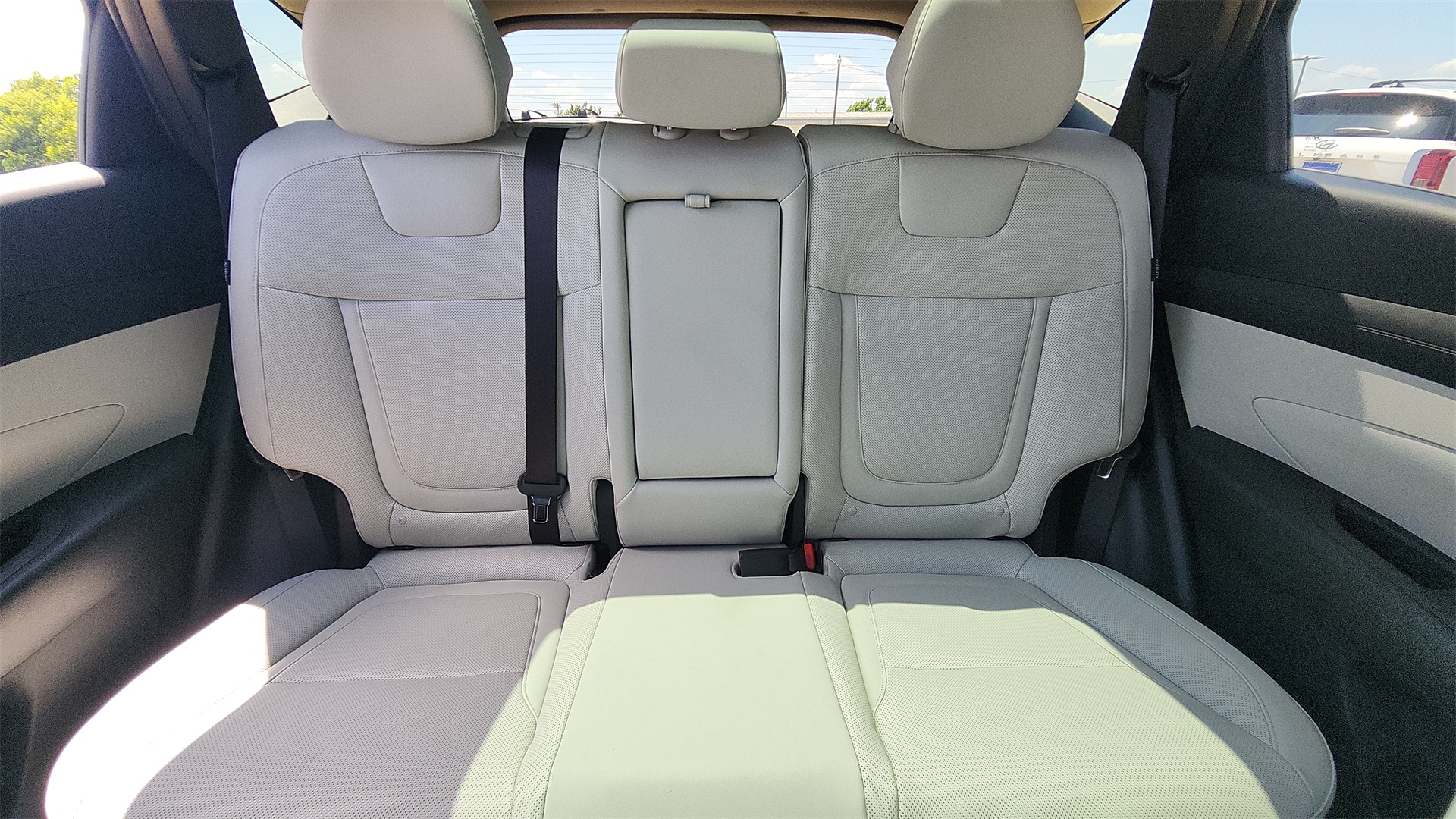 2025 Hyundai Tucson Hybrid SEL Convenience photo 21