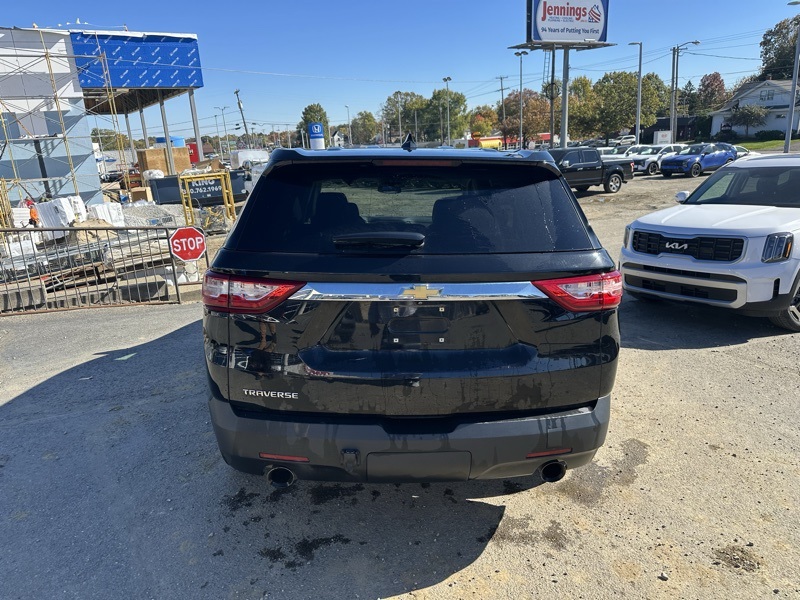 2020 Chevrolet Traverse LS photo 4