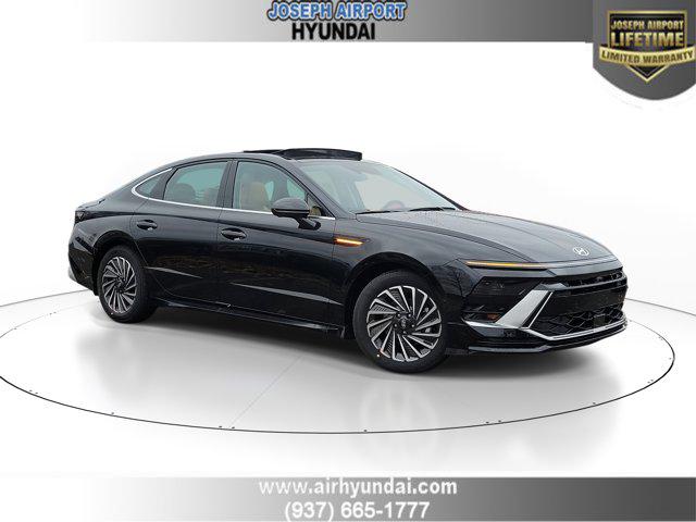 2026 Hyundai Sonata Hybrid Limited's photo
