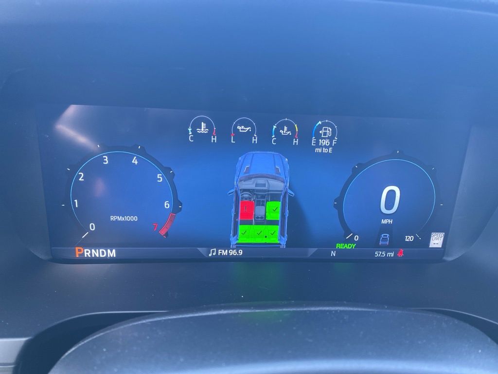 2025 Ford F-150 XLT photo 16