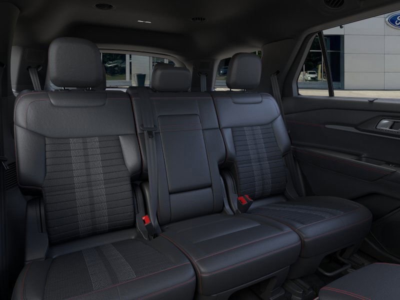 2025 Ford Explorer ST-Line photo 9