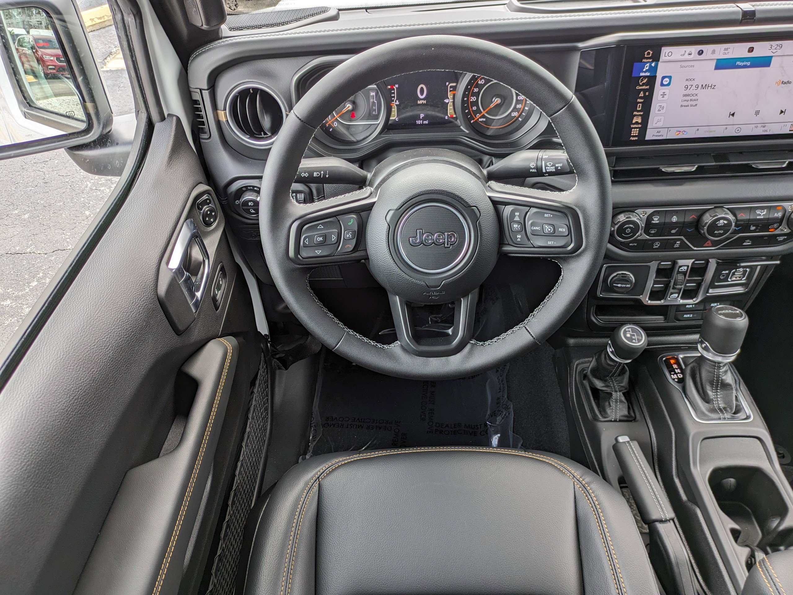 2025 Jeep Gladiator Sport photo 14