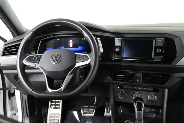 2023 Volkswagen Jetta 1.5T Sport photo 2