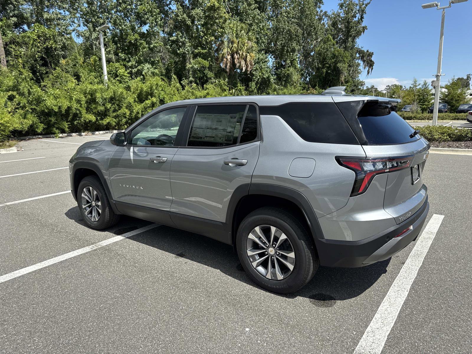 2026 Chevrolet Equinox LT photo 5