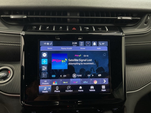 2024 Jeep Grand Cherokee Altitude photo 17