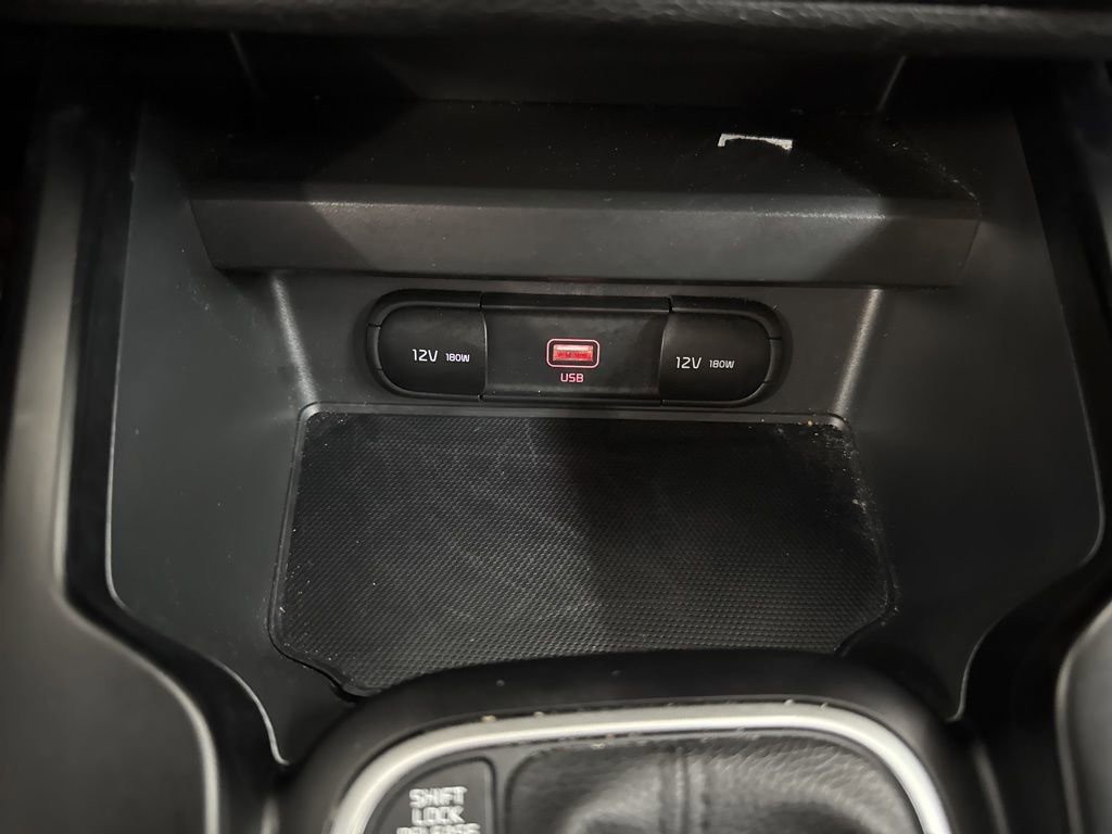 2022 Kia Soul LX photo 10
