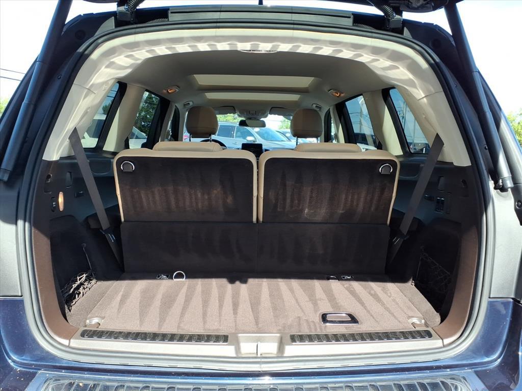 2017 Mercedes Benz GLS 450 4MATIC photo 25
