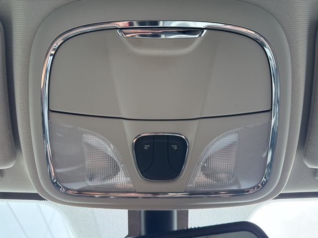 2016 Jeep Cherokee Altitude photo 13