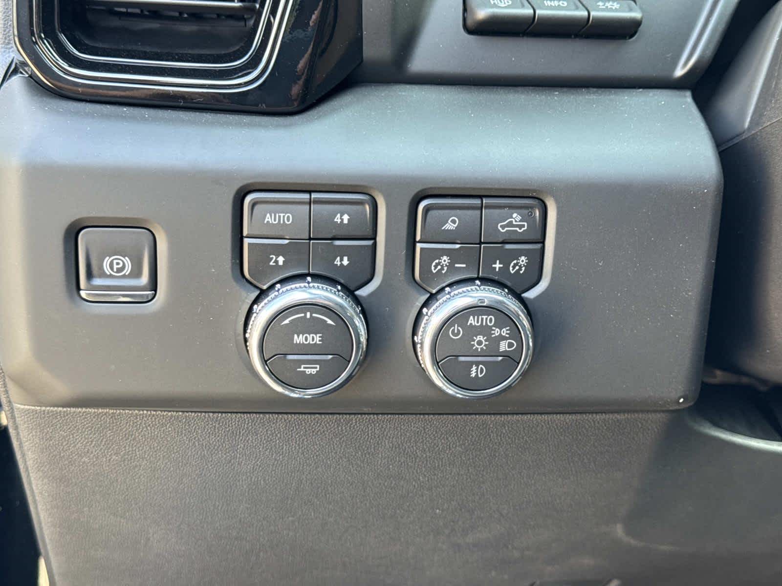 2026 Gmc Sierra 1500 AT4X photo 9
