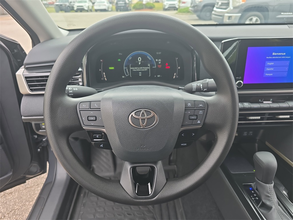 2025 Toyota Camry LE photo 16