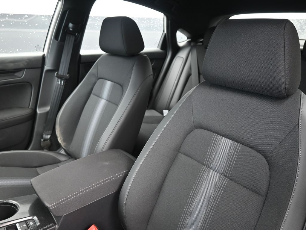 2025 Honda Civic Hatchback Sport photo 15