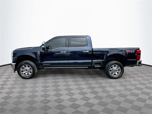 2025 Ford F-250 Lariat photo 4
