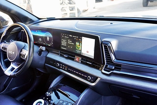 Used 2025 Gray Kia X-Line Prestige image 11