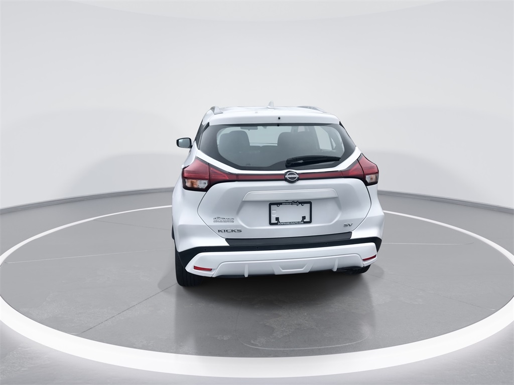 2024 Nissan Kicks SV photo 7